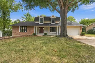 1751 Canyon View Ct, Chesterfield, MO 63017 - Photo 2