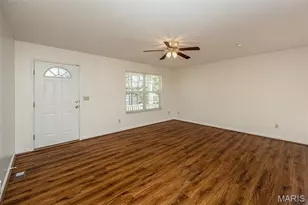 230 New York St, Kirkwood, MO 63122 - Photo 4