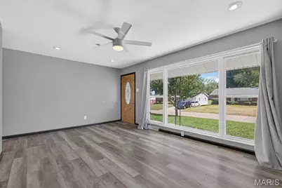 10103 Chambers Hill Drive, Saint Louis, MO 63136 - Photo 4