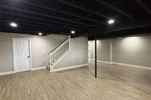 1917 Dovercliff Ct, Chesterfield, MO 63017 - Photo 10
