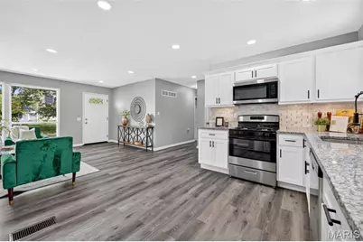 530 Wren Drive, Saint Louis, MO 63031 - Photo 12