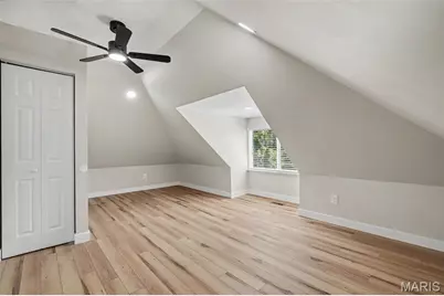 5220 Highland Avenue, Saint Louis, MO 63113 - Photo 18