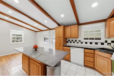 419 N Lindsey Road, Winfield, MO 63389 - Photo 16