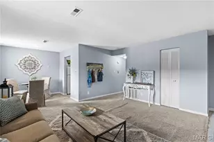1941 Gascony Parc Dr, Lake Saint Louis, MO 63367 - Photo 4
