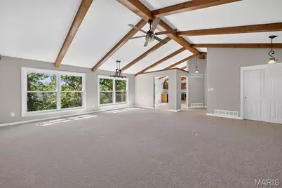 19 Greenview Drive, Defiance, MO 63341 - Photo 8