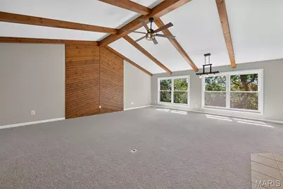 19 Greenview Drive, Defiance, MO 63341 - Photo 6