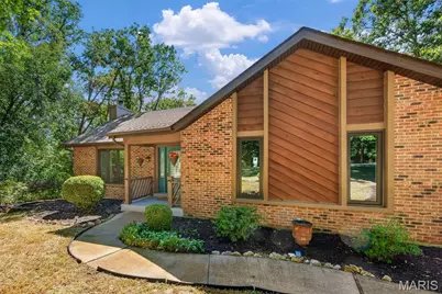 19 Greenview Drive, Defiance, MO 63341 - Photo 4