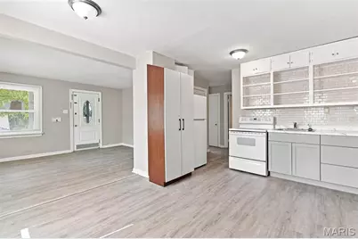 350 N New Florissant Road, Saint Louis, MO 63031 - Photo 6