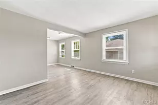 350 N New Florissant Rd, Saint Louis, MO 63031 - Photo 4