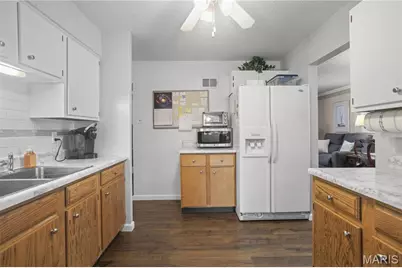 164 Graham Road, Florissant, MO 63031 - Photo 8