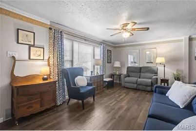 164 Graham Road, Florissant, MO 63031 - Photo 2