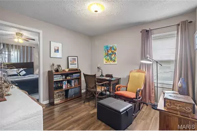 164 Graham Road, Florissant, MO 63031 - Photo 16