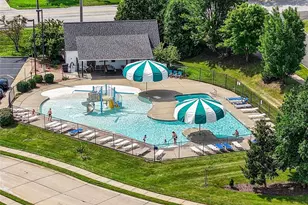 1052 Silo Bend Dr, Wentzville, MO 63385 - Photo 8