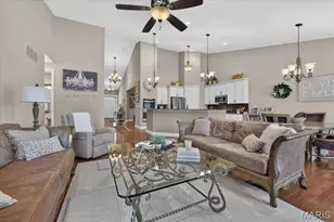 542 Triton Wy Dr, Ballwin, MO 63011 - Photo 12