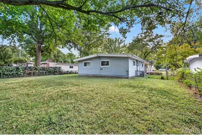 430 Holiday Hill Drive, Florissant, MO 63033 - Photo 28