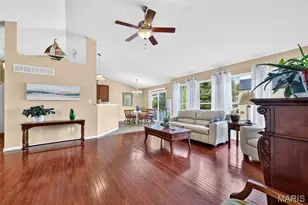 1093 Renfrew Ln, O'Fallon, MO 63366 - Photo 8