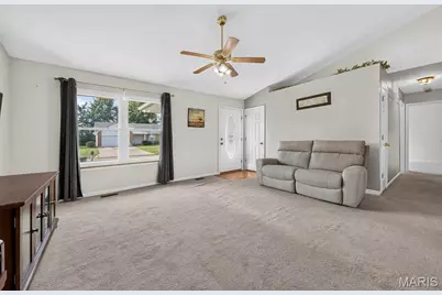 1009 Southway Drive, Bowling Green, MO 63334 - Photo 12