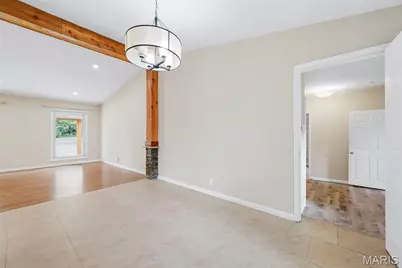 210 S Duchesne Drive, Saint Charles, MO 63301 - Photo 18
