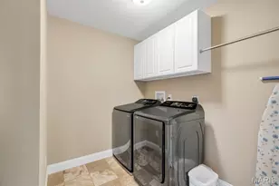 221 Oakhurst Cir, O'Fallon, MO 63368 - Photo 34