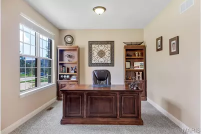 221 Oakhurst Circle, O'Fallon, MO 63367 - Photo 4