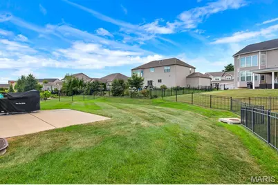 221 Oakhurst Circle, O'Fallon, MO 63367 - Photo 52