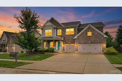 152 Carlton Point Drive, Wentzville, MO 63385 - Photo 2