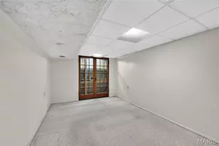 11889 Laredo Ct, Saint Louis, MO 63138 - Photo 22