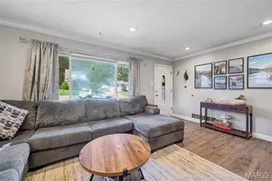 7638 Delmont St, Saint Louis, MO 63123 - Photo 8