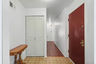 2025 Derhake Road, Florissant, MO 63033 - Photo 2