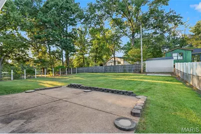 3865 Belcroft Drive, Florissant, MO 63034 - Photo 40