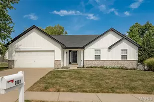 2007 Trio Dr, Wentzville, MO 63385 - Photo 1
