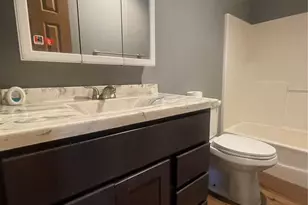 8918 Oriole Cir, French Village, MO 63036 - Photo 10