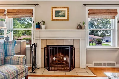 5207 Kingwood Drive, Saint Louis, MO 63123 - Photo 10
