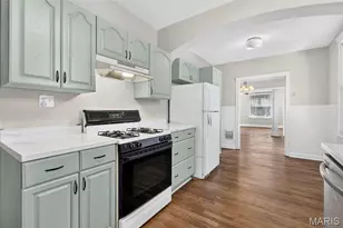 5249 Sutherland Ave, Saint Louis, MO 63109 - Photo 12