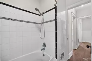 5249 Sutherland Ave, Saint Louis, MO 63109 - Photo 22