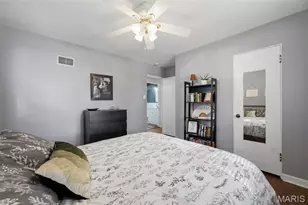 7907 E Yorkshire Dr, Saint Louis, MO 63123 - Photo 22