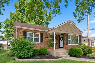 7907 E Yorkshire Dr, Saint Louis, MO 63123 - Photo 54