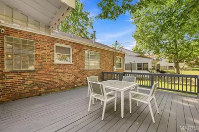 7907 E Yorkshire Drive, Saint Louis, MO 63123 - Photo 42