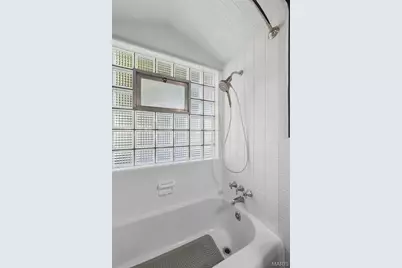 7907 E Yorkshire Drive, Saint Louis, MO 63123 - Photo 26