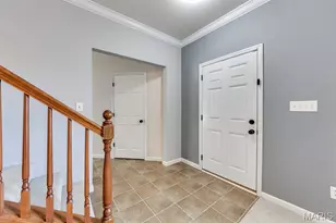 546 Springhurst Pkwy, O'Fallon, MO 63368 - Photo 2