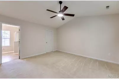 546 Springhurst Parkway, O'Fallon, MO 63368 - Photo 20