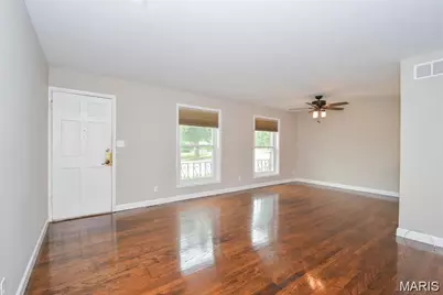 7359 Balson Avenue, Saint Louis, MO 63130 - Photo 2