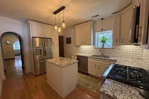 5635 Walsh St, Saint Louis, MO 63109 - Photo 2