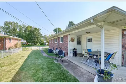 12 Longhenrich Drive, Florissant, MO 63031 - Photo 22