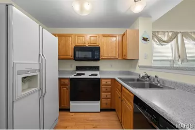 1227 Big Bend Crossing Drive, Manchester, MO 63088 - Photo 6