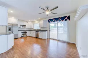 127 Spring Leaf Dr, Saint Peters, MO 63376 - Photo 8