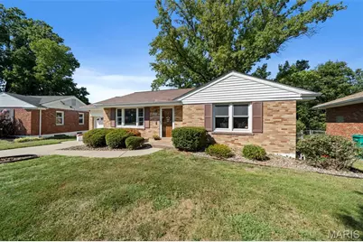 1273 Waldorf Drive, Bellefontaine Neighbors, MO 63137 - Photo 2