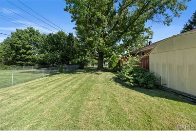 1273 Waldorf Drive, Bellefontaine Neighbors, MO 63137 - Photo 28