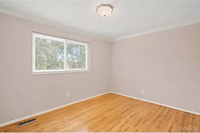12047 Tangletree Drive, Maryland Heights, MO 63146 - Photo 24