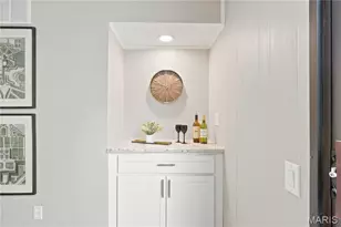 12047 Tangletree Dr, Maryland Heights, MO 63146 - Photo 12